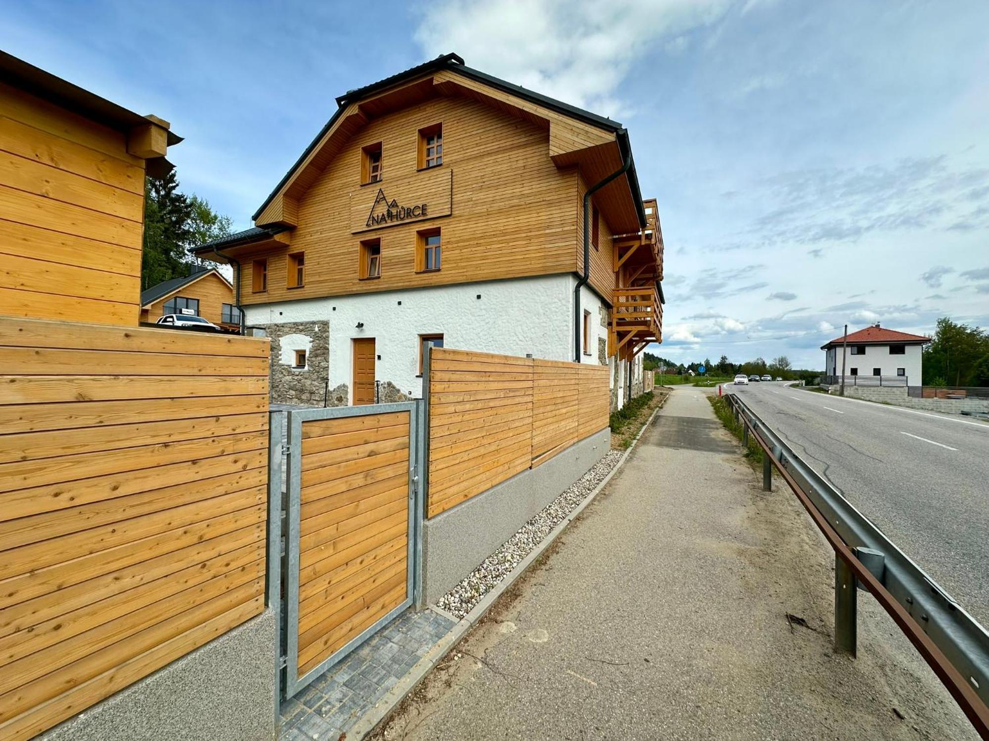 Apartman Na Hurce Horní Planá Esterno foto